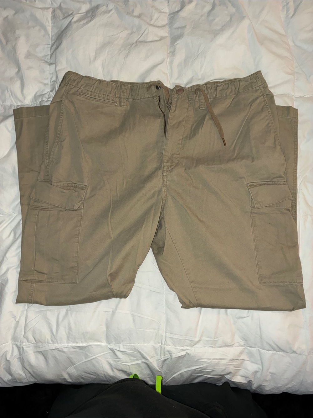 Polo by Ralph Lauren Men's Cargo Shorts in Tan